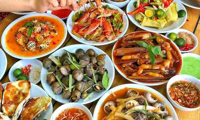 Bác sĩ giải đáp: Nâng mũi ăn ốc được không?